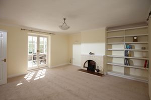 Sitting Room- click for photo gallery